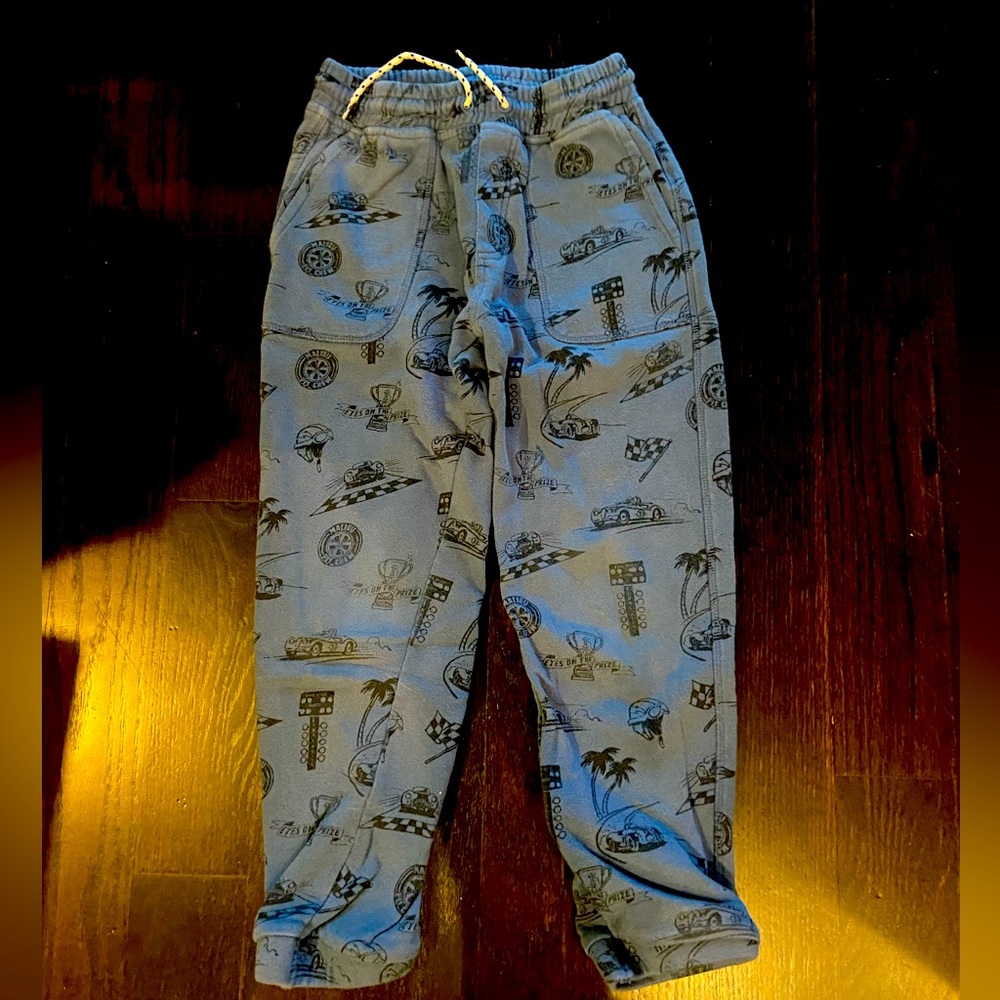 Peek Size M/8 cotton jogger/ sweat pant w Grand Prix design & drawstring waist.